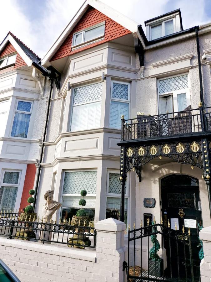 Olivia House Bed & Breakfast Porthcawl Exterior photo