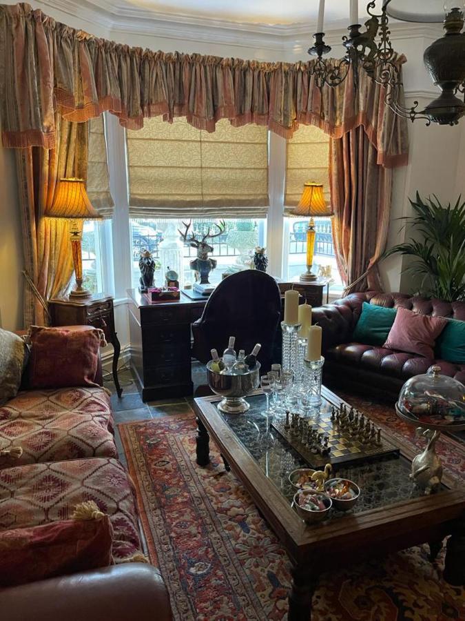 Olivia House Bed & Breakfast Porthcawl Exterior photo