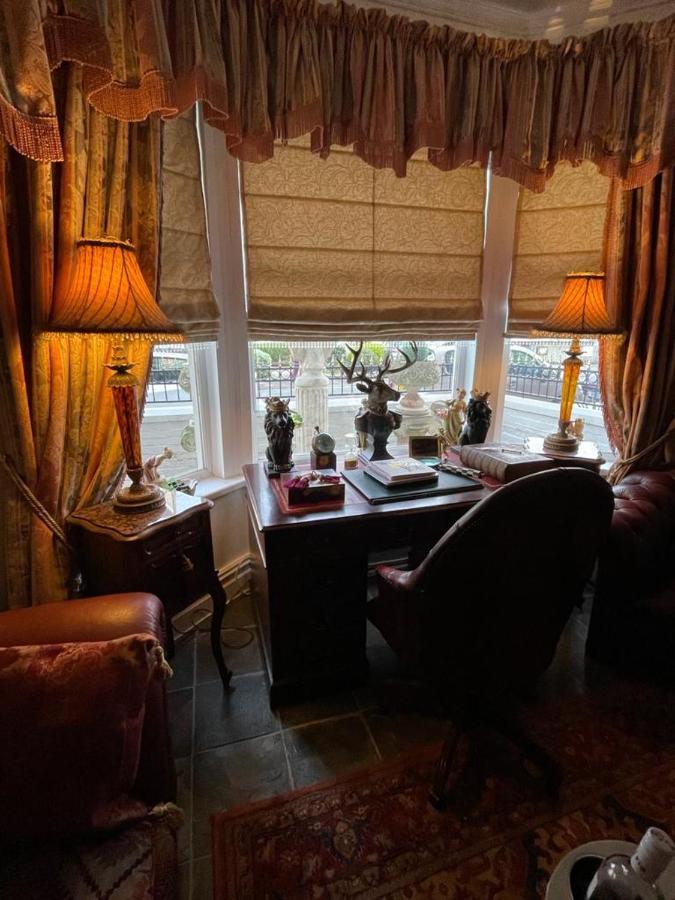 Olivia House Bed & Breakfast Porthcawl Exterior photo